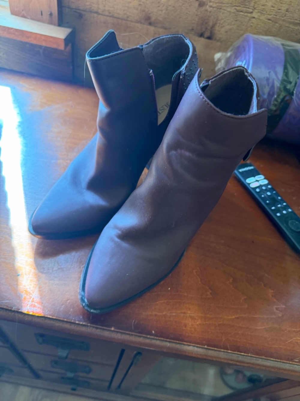 JustFab Women's Pointed Ankle Boots in Dark burgundy